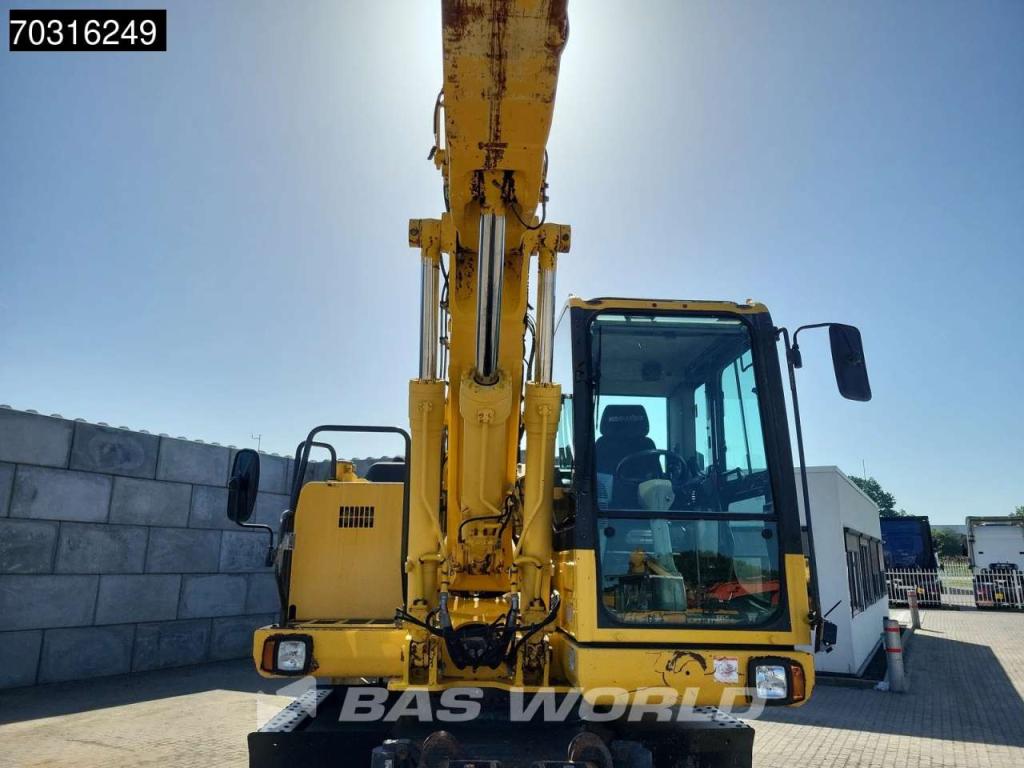 Komatsu PW180 -7E0 OUTRIGGERS + BLADE Photo 12