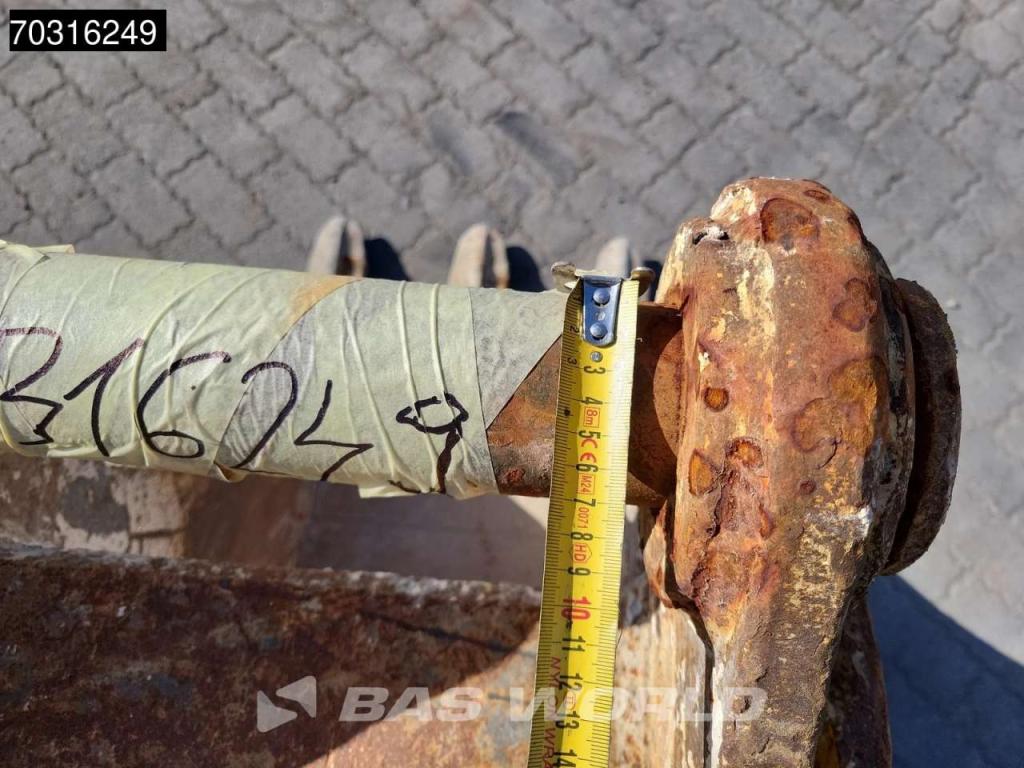 Komatsu PW180 -7E0 OUTRIGGERS + BLADE Photo 25