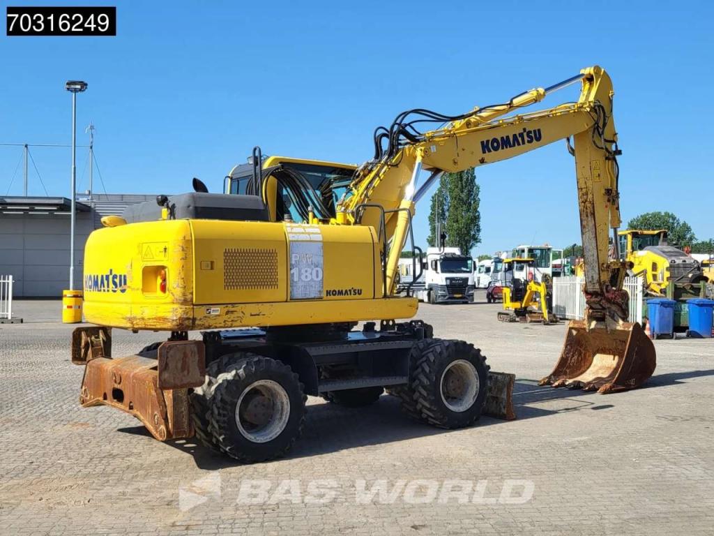 Komatsu PW180 -7E0 OUTRIGGERS + BLADE Photo 9