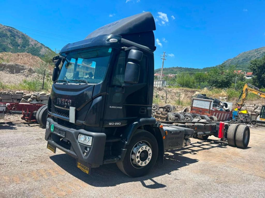 Iveco EUROCARGO 180-280 Photo 24
