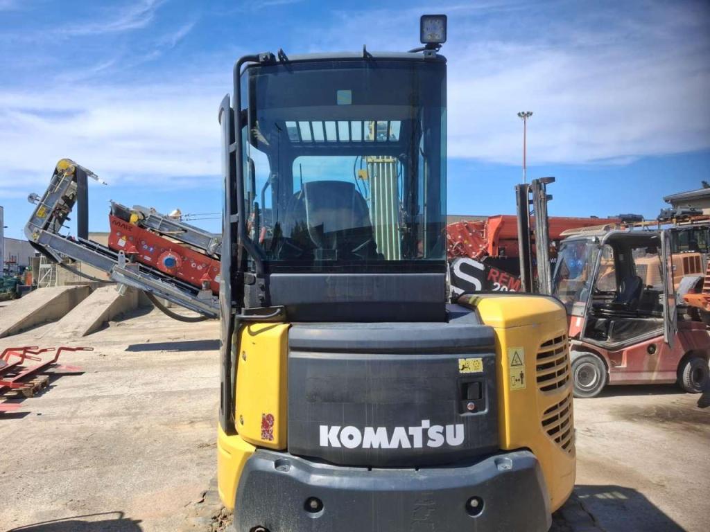 Komatsu PC50 MR Photo 4