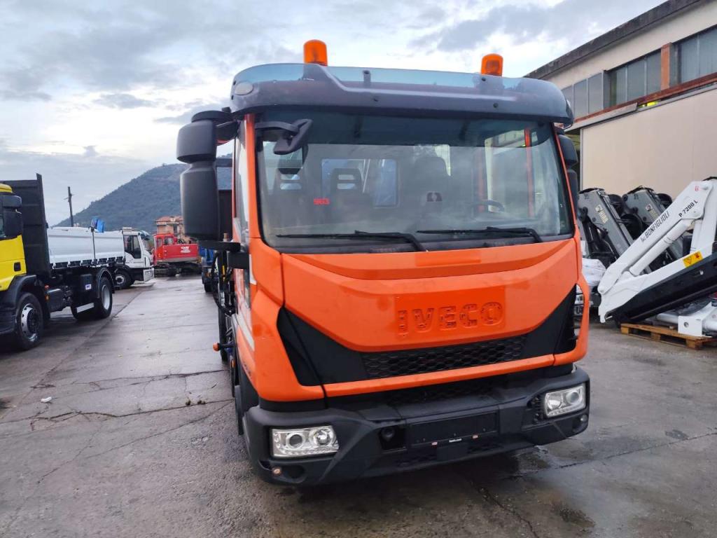 Iveco EUROCARGO 120-190L Photo 30