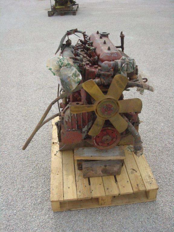 Internal combustion engine for FIAT 8040.02 Photo 2