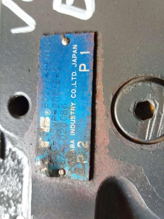 Track motor for Volvo Ec 140 Photo 3