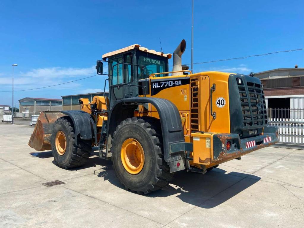 Hyundai HL 770-9A Photo 5