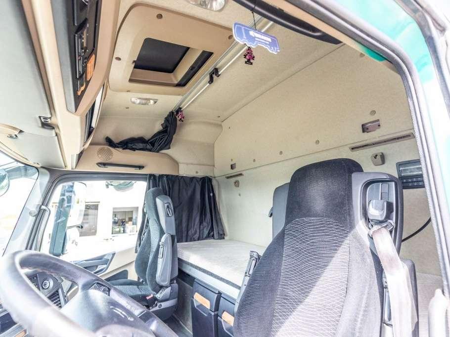 Mercedes-Benz ACTROS 1845 LS Photo 15