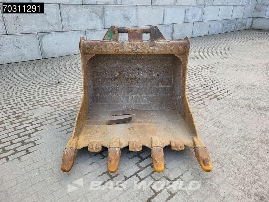 Hitachi ZX300 LC -6 Photo 19