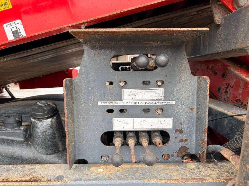 Terex - Finlay 883 - Automatic Greasing / Caterpillar Engine Photo 28