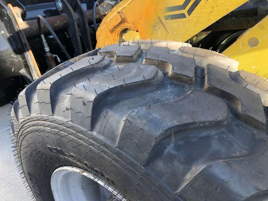 Yanmar V 100 Photo 7