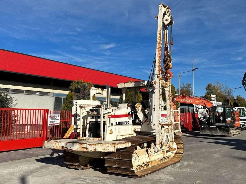 Liebherr RL 22 B Photo 1