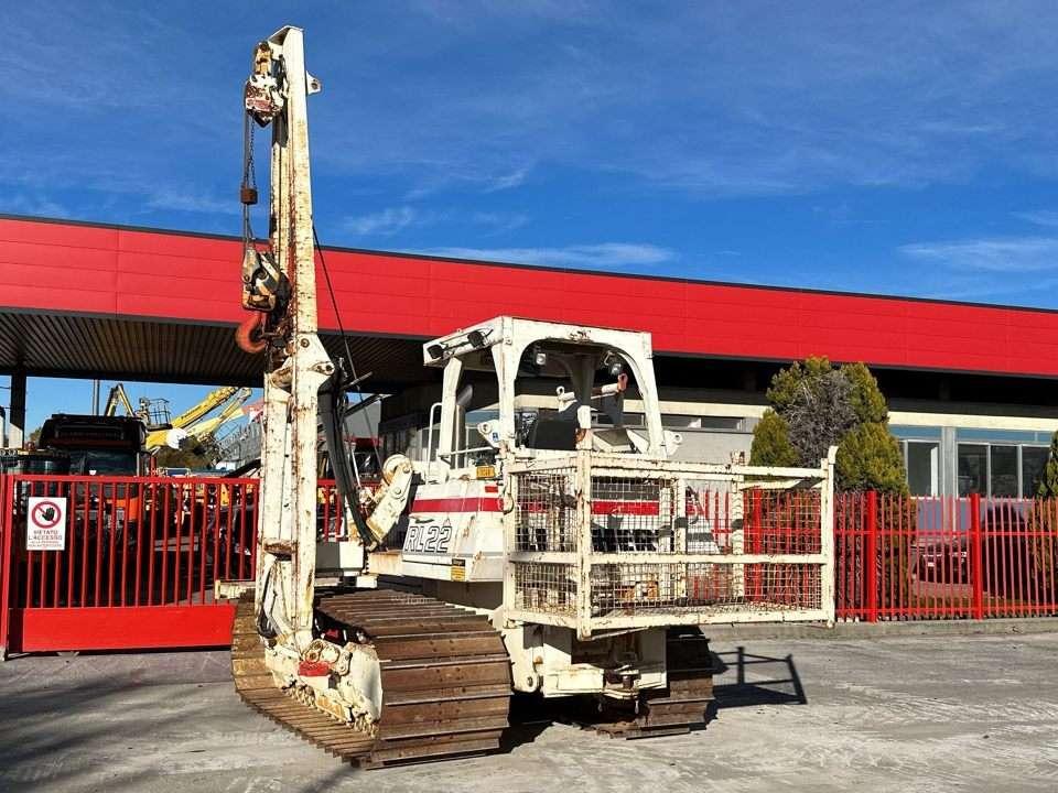 Liebherr RL 22 B Photo 14