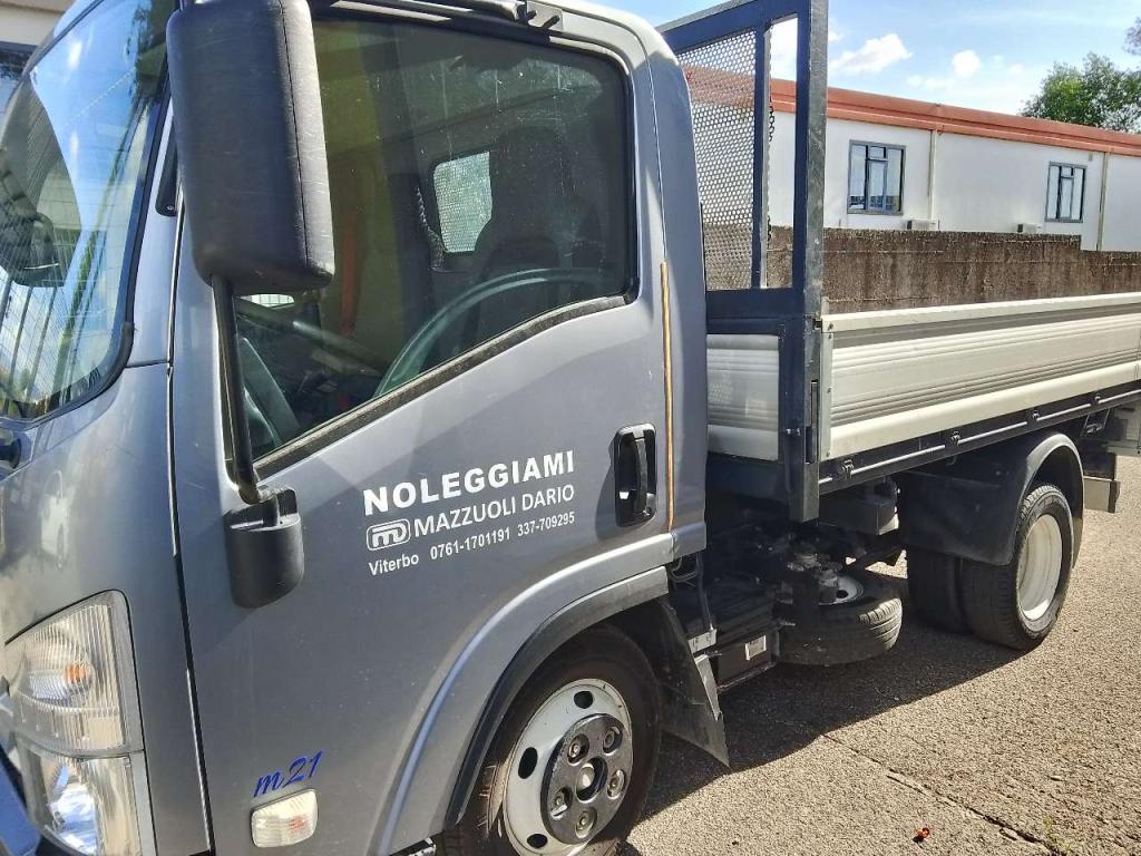 Isuzu N1R 87A Photo 2