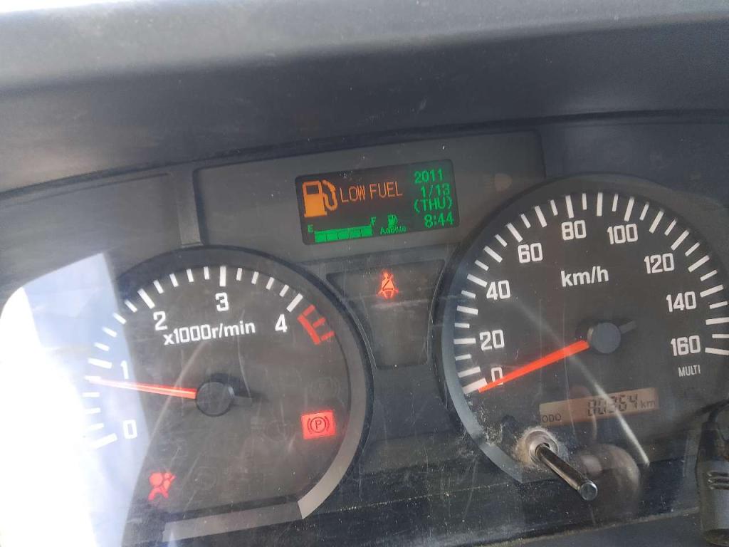 Isuzu N1R 87A Photo 4