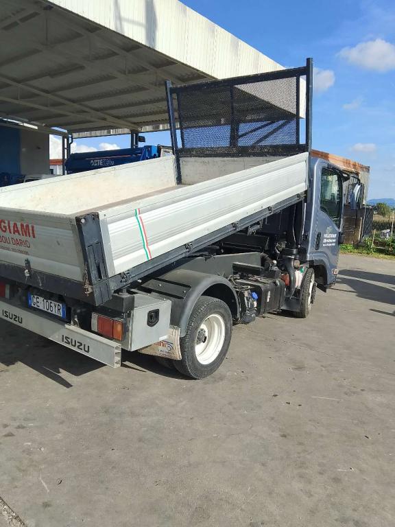 Isuzu N1R 87A Photo 8