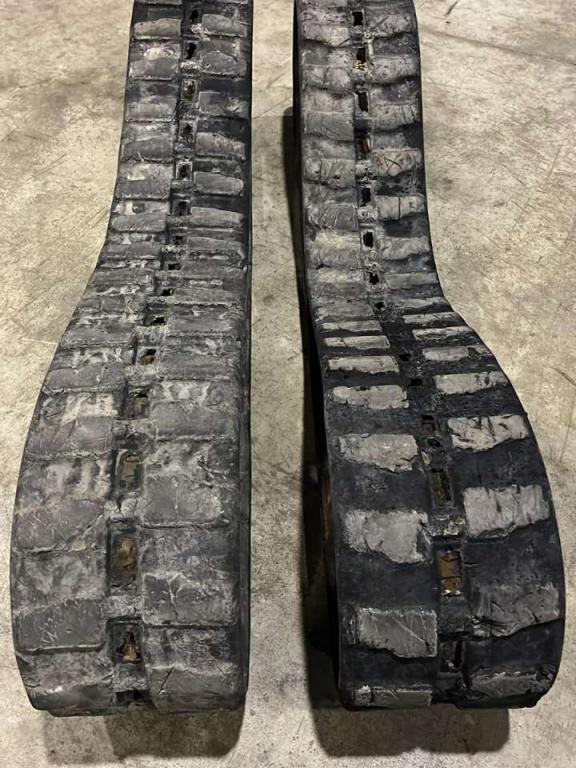 Rubber tracks for Caterpillar CAT 300.9 D Photo 2