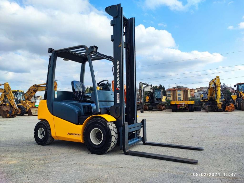 Jungheinrich DFG425 Photo 8