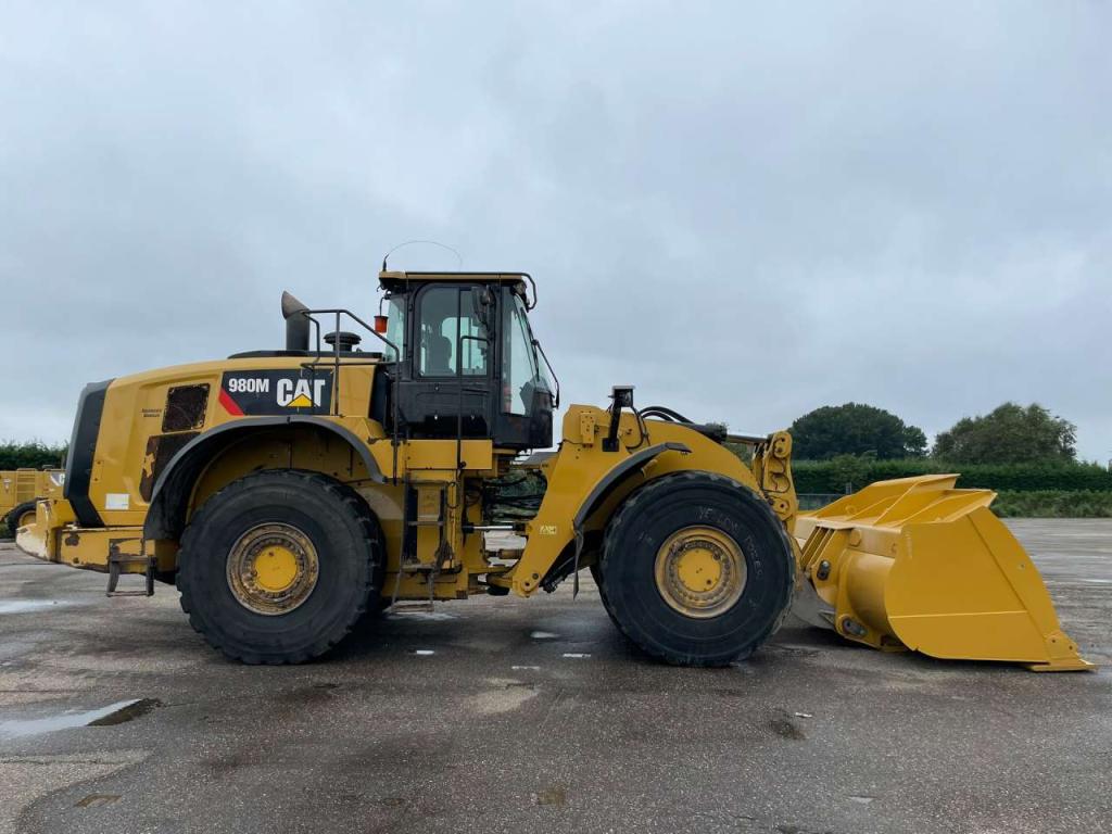 Caterpillar 980M | New Bucket Photo 6