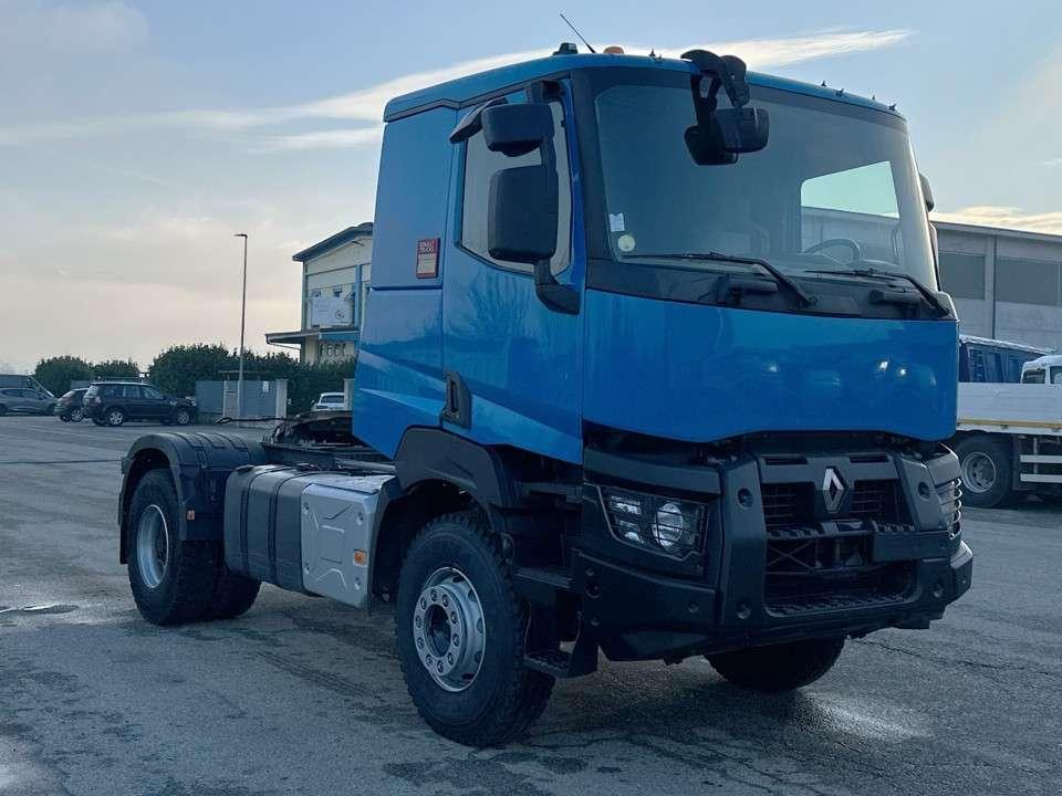 Renault Kerax  K 460  4x2 Photo 18