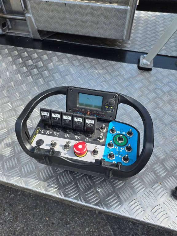 Cela DT 28 Photo 14