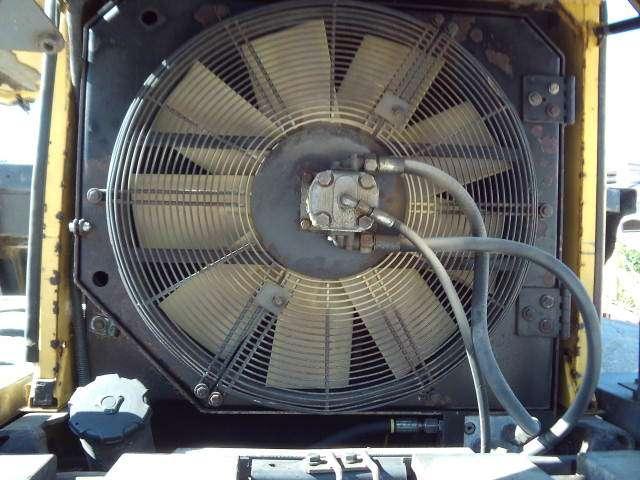 Komatsu WA250-5 Photo 20