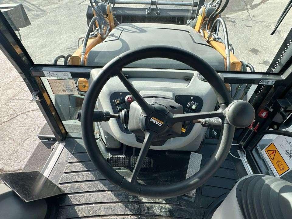 Case 580ST 4x4 Photo 17