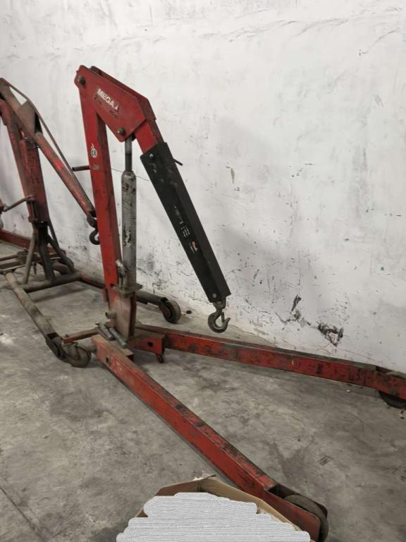 Mini crane Photo 1