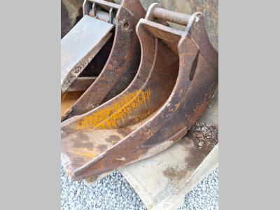 350 mm S50 for 7-11 ton excavators Digging bucket sold by Balavto