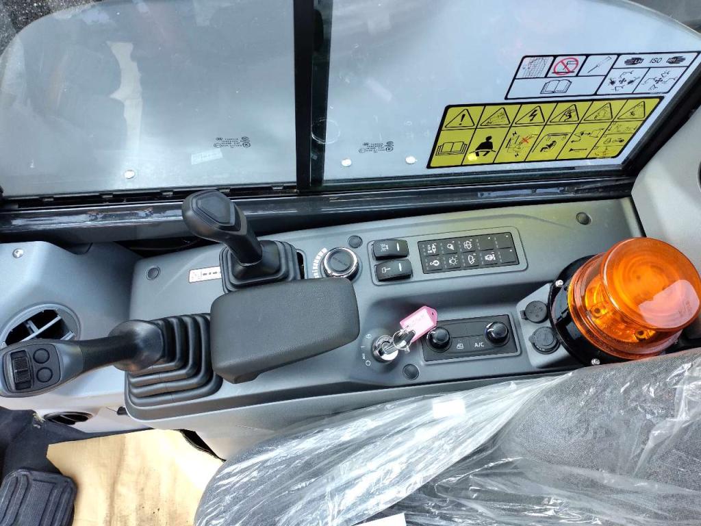Develon DX62R-7 Photo 12