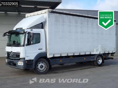 Mercedes-Benz Atego 1524 4X2 15tonner curtainsides 1500kg Ladebordwand Automatic Airco Euro 6 sold by BAS World B.V.
