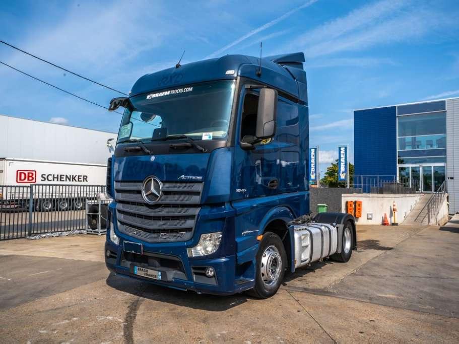 Mercedes-Benz ACTROS 1846 LS Photo 1