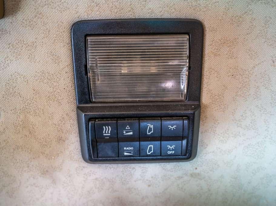 Mercedes-Benz ACTROS 1846 LS Photo 19