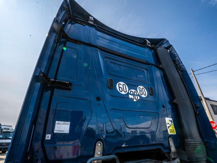 Mercedes-Benz ACTROS 1846 LS Photo 8