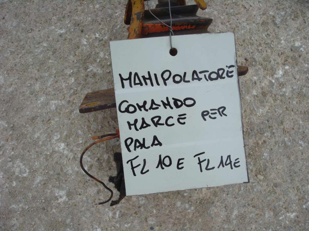 Manipulator for Fiat Allis FL10-FL14E Photo 5