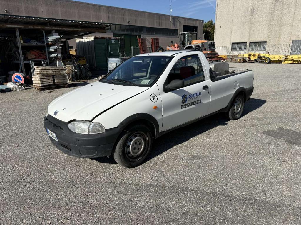 Fiat STRADA Photo 1