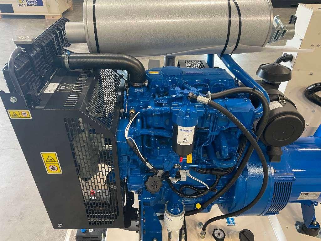 FG Wilson P55-3 - 55 kVA Open Genset - DPX-16005-O Photo 8