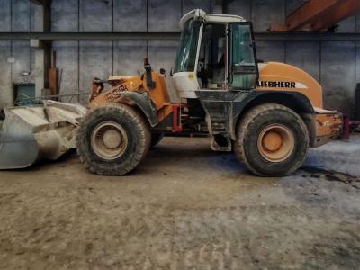 Liebherr L538 sold by Omeco Spa