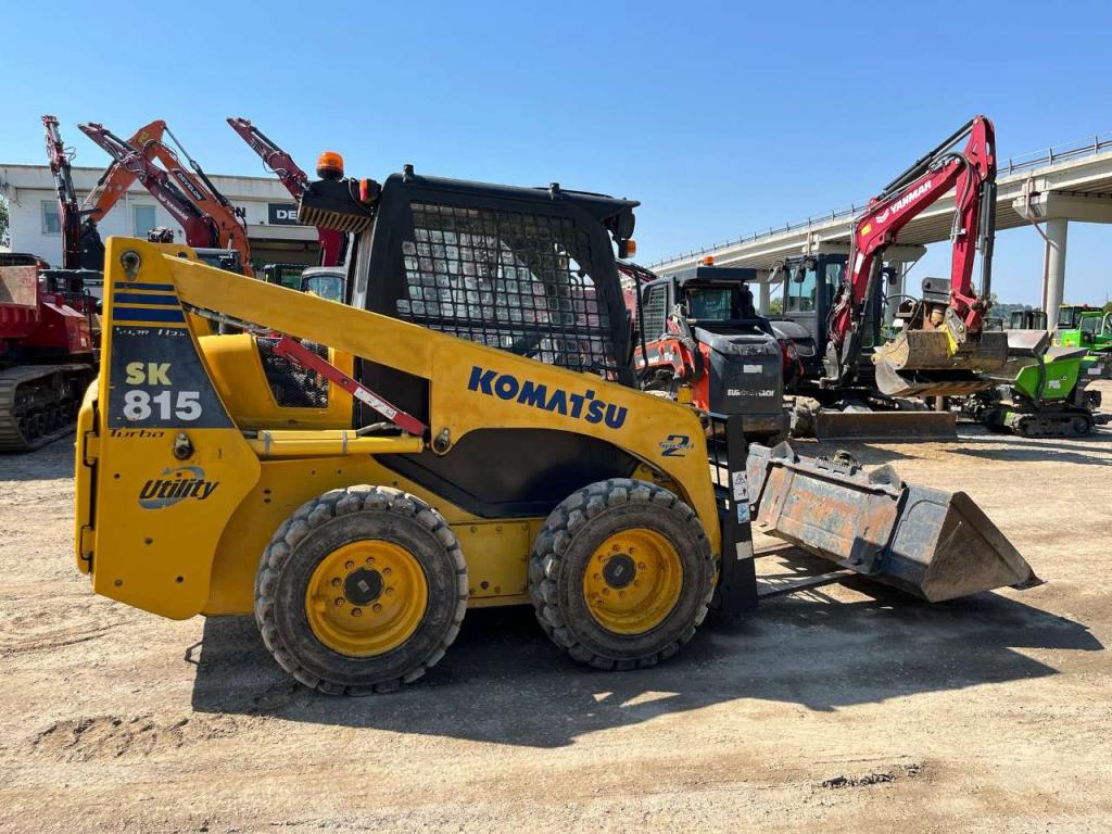 Komatsu SK 815 Photo 2