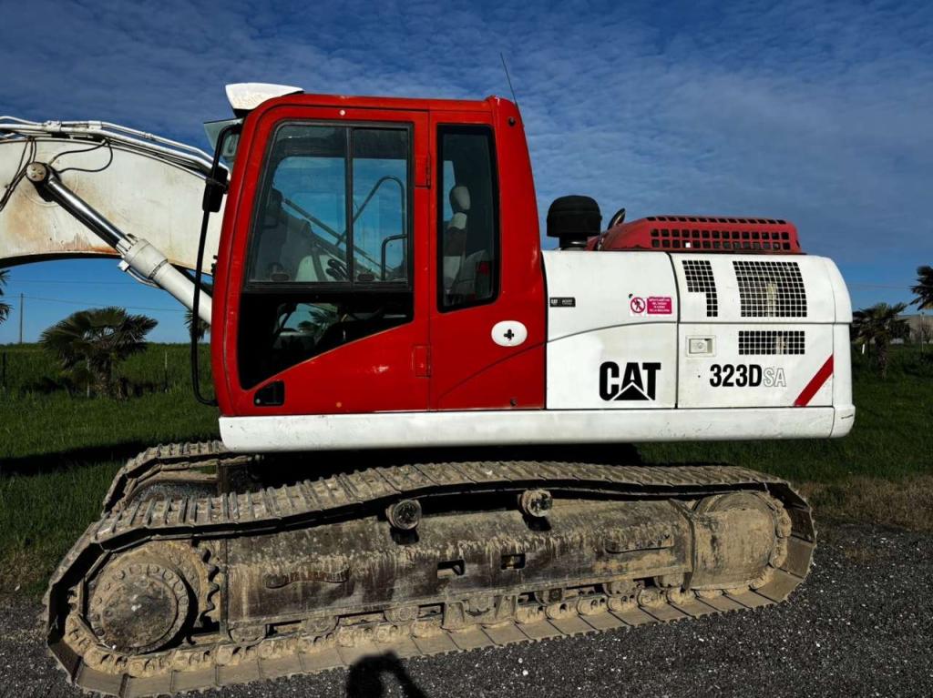 Caterpillar 323DSA Photo 2