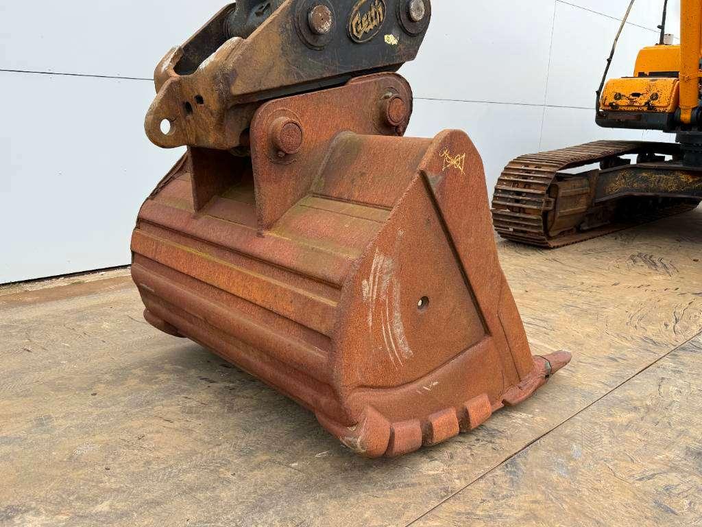 Hyundai R430LC - Hammer Lines / Quick Coupler Photo 19