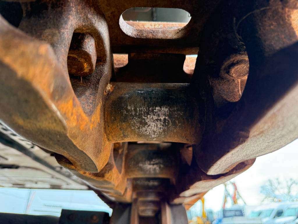 Hyundai R430LC - Hammer Lines / Quick Coupler Photo 25