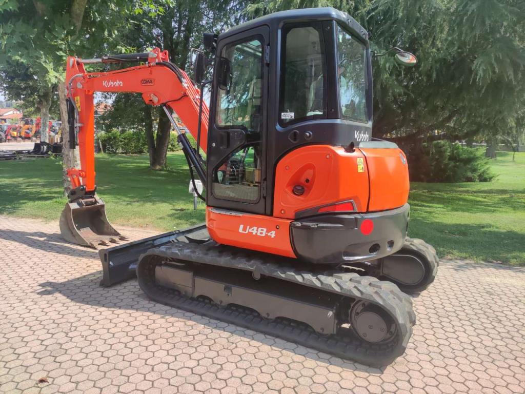 Kubota U48-4 Photo 2