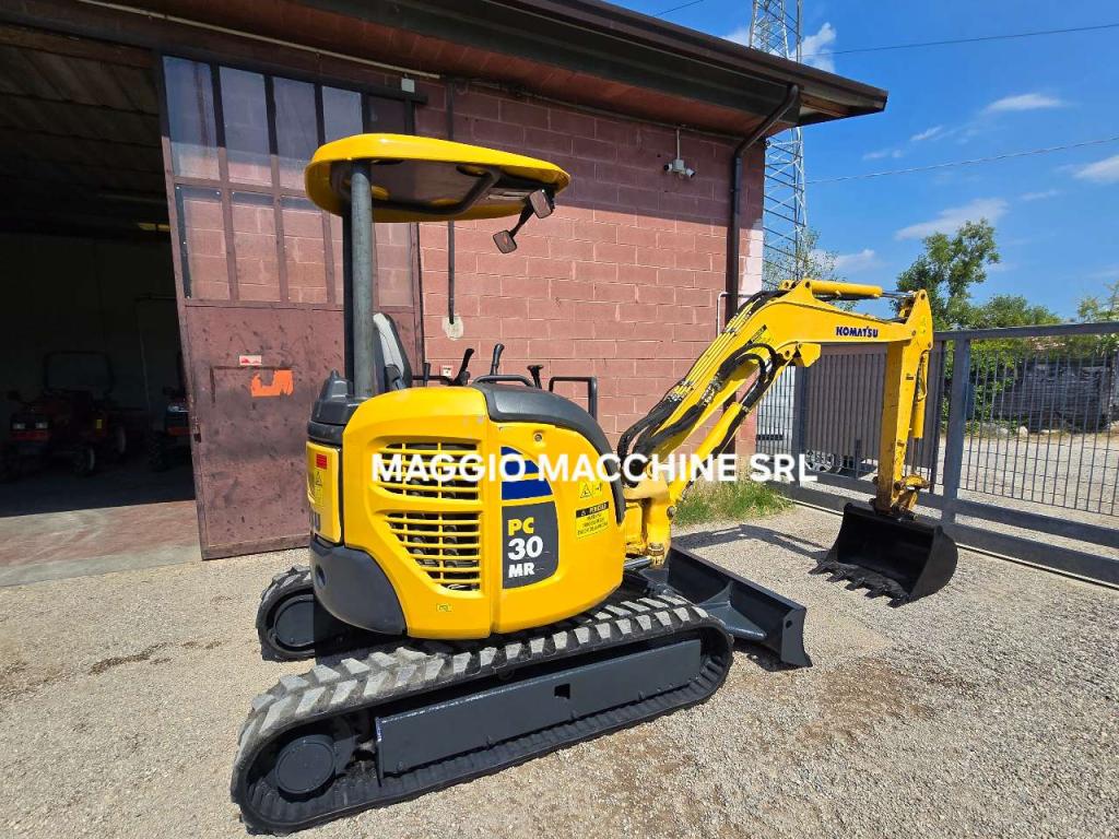 Komatsu PC30 MR3 Photo 3
