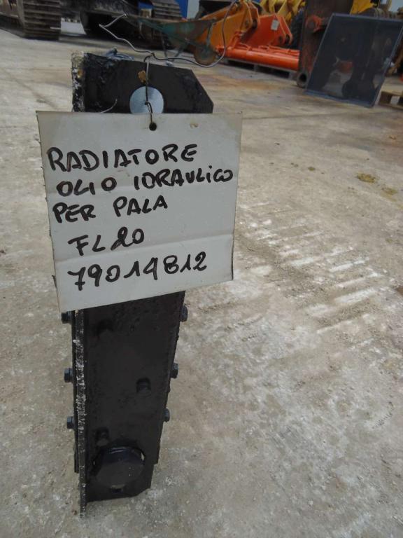 Hydraulic oil cooler for Fiat Allis FL20 - CODICE 79014812 - Photo 5
