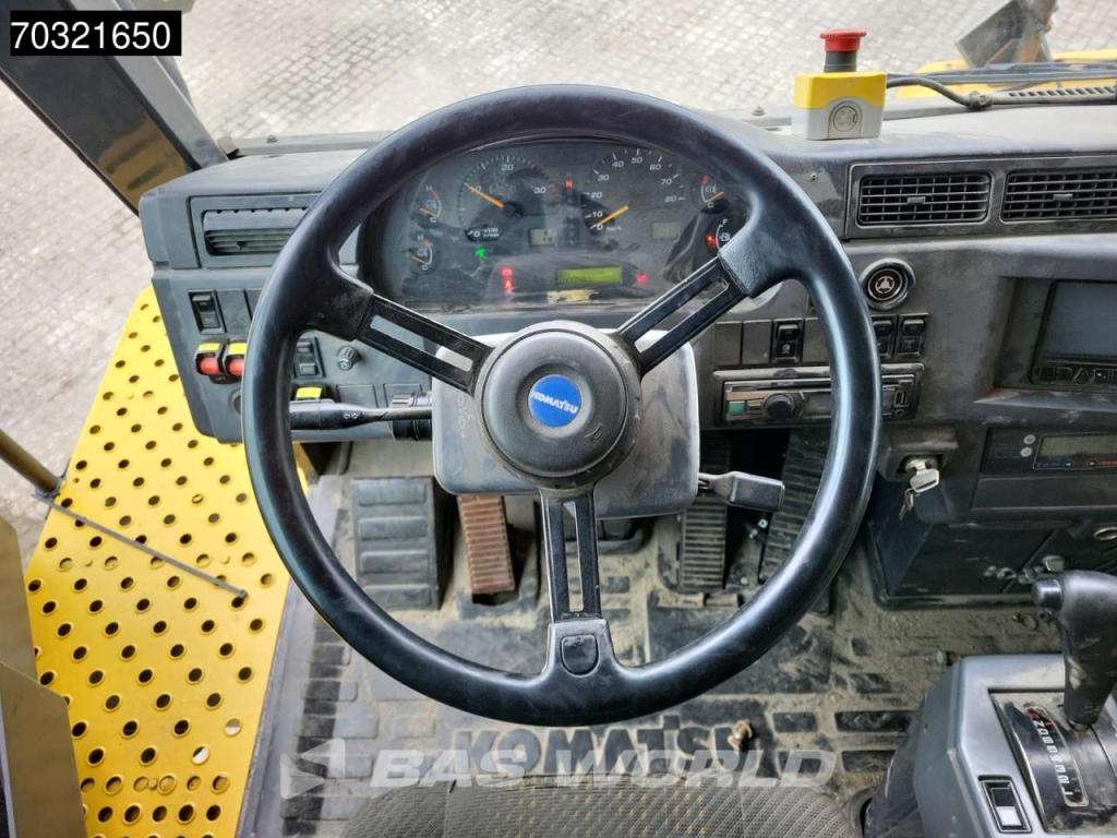 Komatsu HD605 -7E0 Photo 29