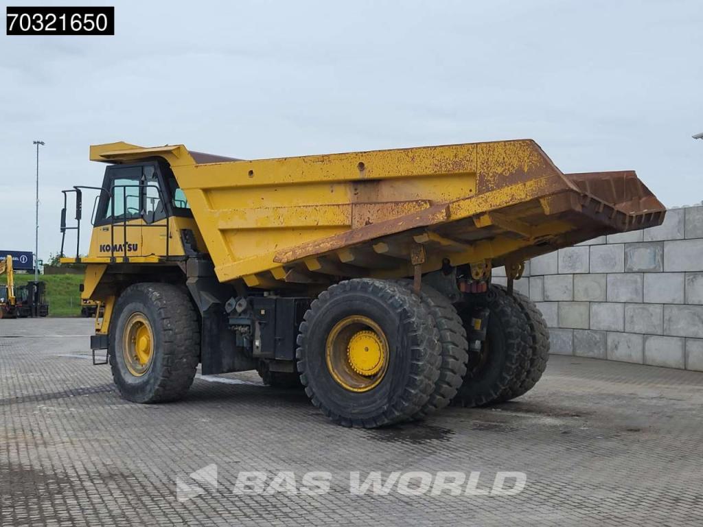 Komatsu HD605 -7E0 Photo 3