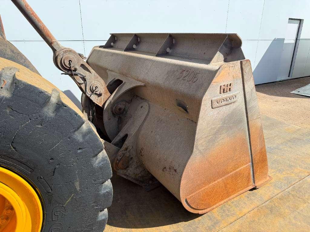 Volvo L150H - German Machine / Automatic Greasing Photo 17