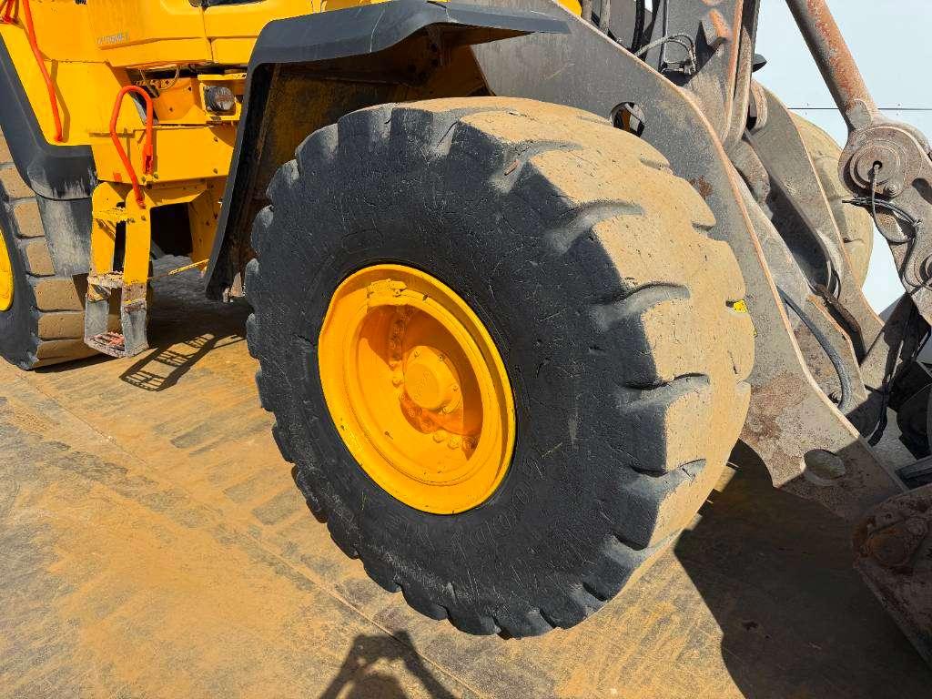Volvo L150H - German Machine / Automatic Greasing Photo 26