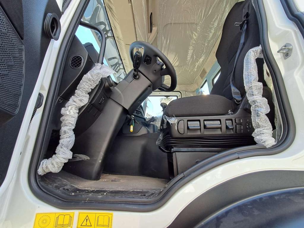 Astra HDX Photo 5