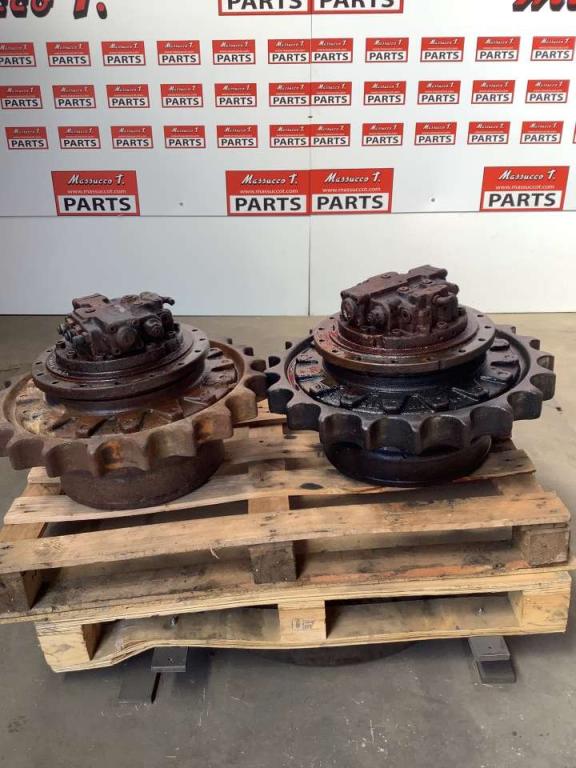 Translation motor for Hitachi ZX160LC Photo 2