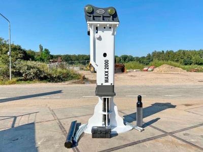 Maxx 2000 hammer / 18-26 ton /hydraulic breaker / Hydraulic hammer sold by Boss Machinery